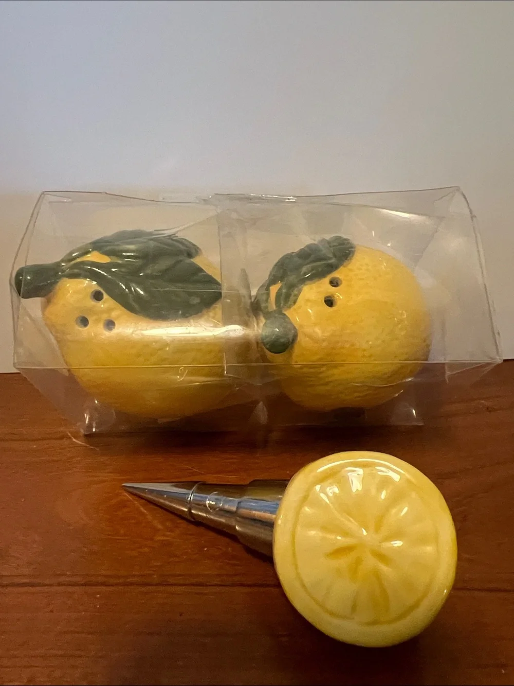 Ceramic Lemon Salt & Pepper Shakers with Lemon Bottle Stopper